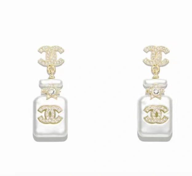 Chanel Necklaces Refined 230895