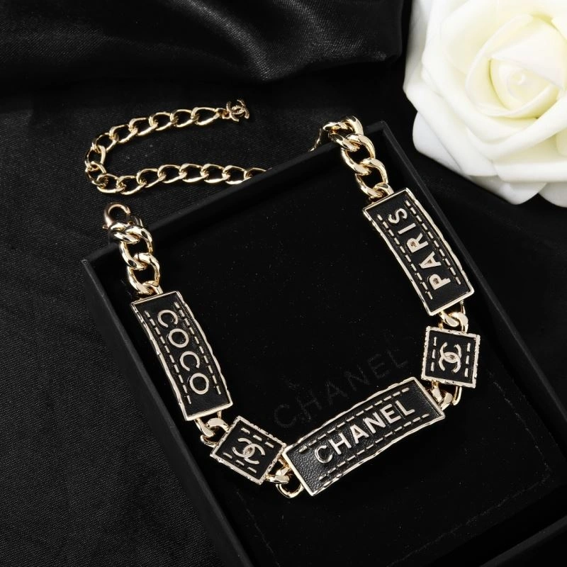 Chanel Necklaces Cozy 230898