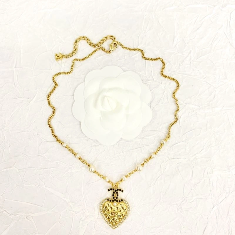 Chanel Necklaces Effortless 230893