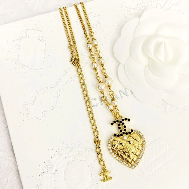 Chanel Necklaces Effortless 230893