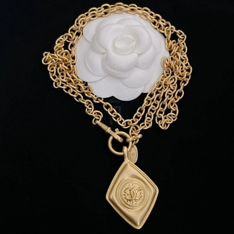 NewStyle Chanel Necklaces 230879