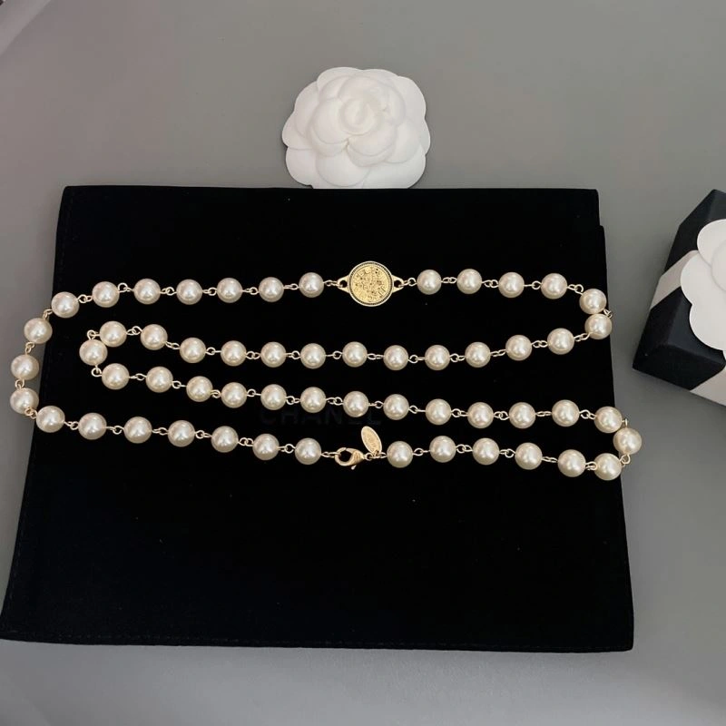 Affordable Chanel Necklaces 230880