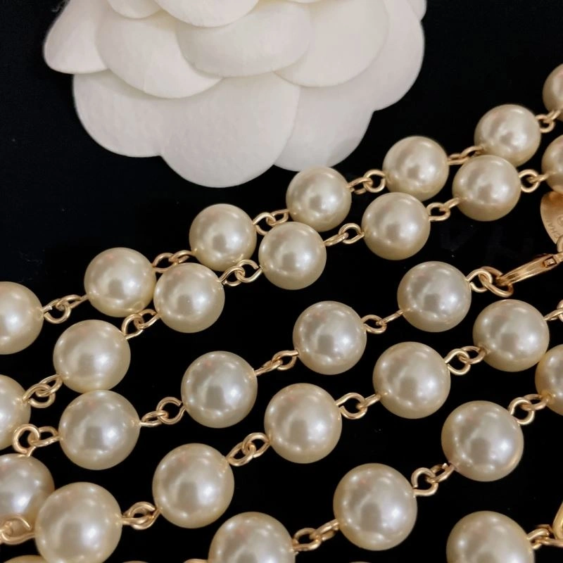 Affordable Chanel Necklaces 230880