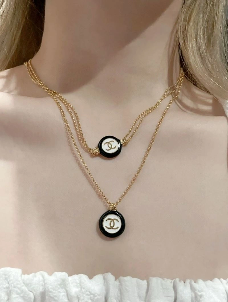 Chanel Necklaces Modern 230891