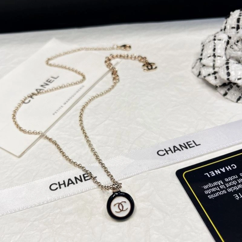 Chanel Necklaces Modern 230891