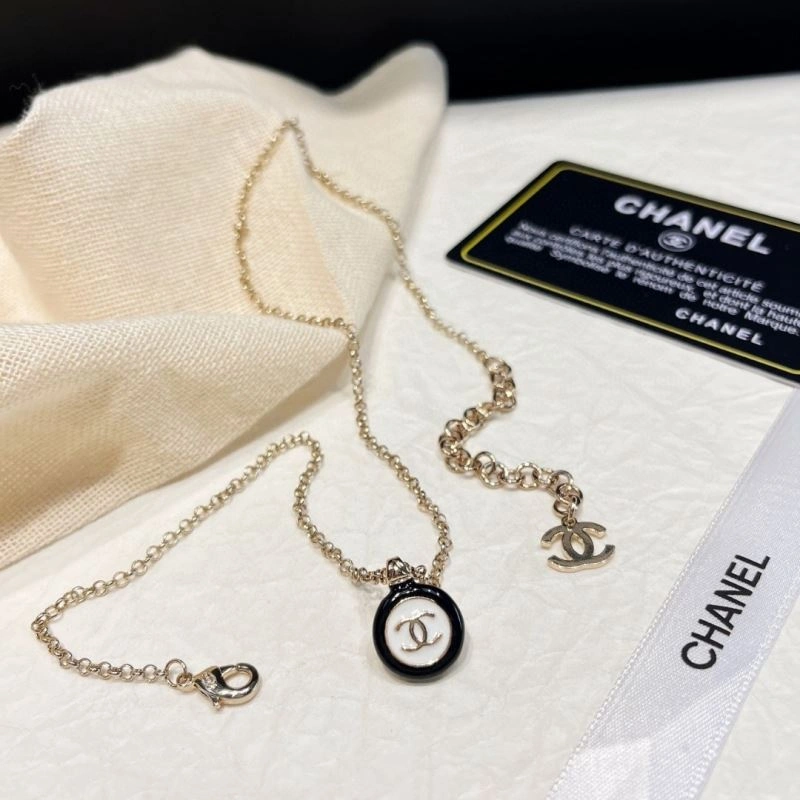 Chanel Necklaces Modern 230891