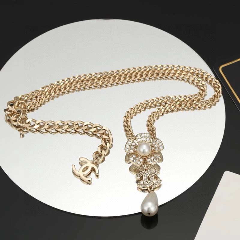 Chanel Necklaces Bold 230918
