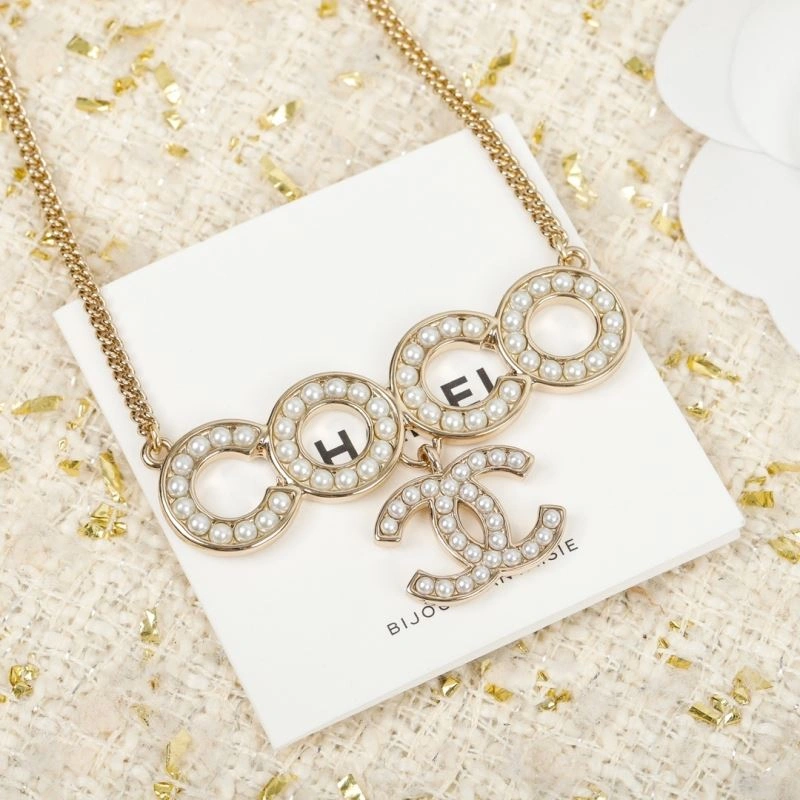 Chanel Necklaces Soft 230870