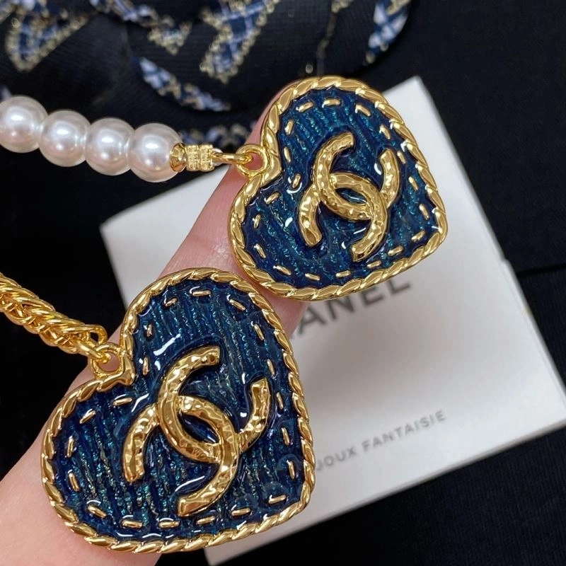 Lightweight Chanel Necklaces 230869