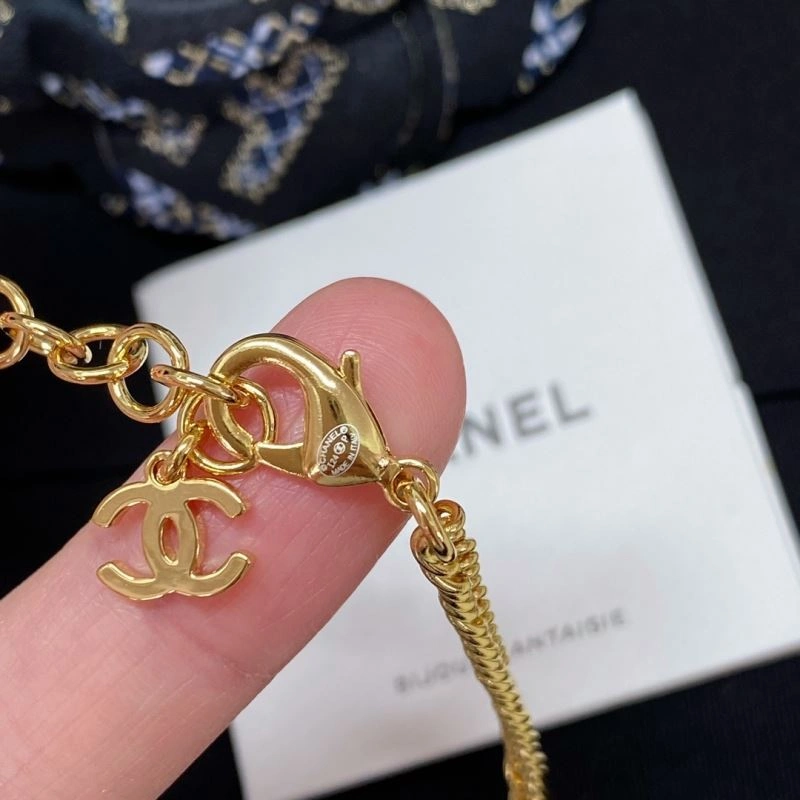 Lightweight Chanel Necklaces 230869