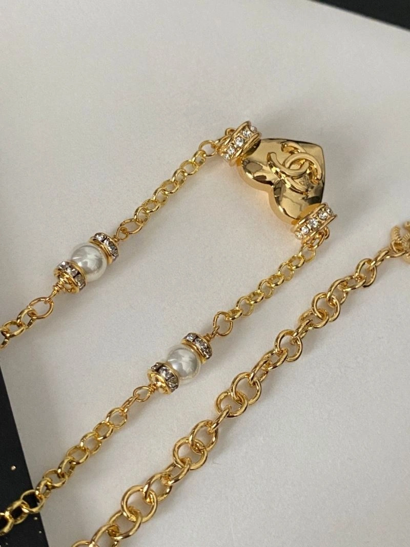 Chanel Necklaces Versatile 230886