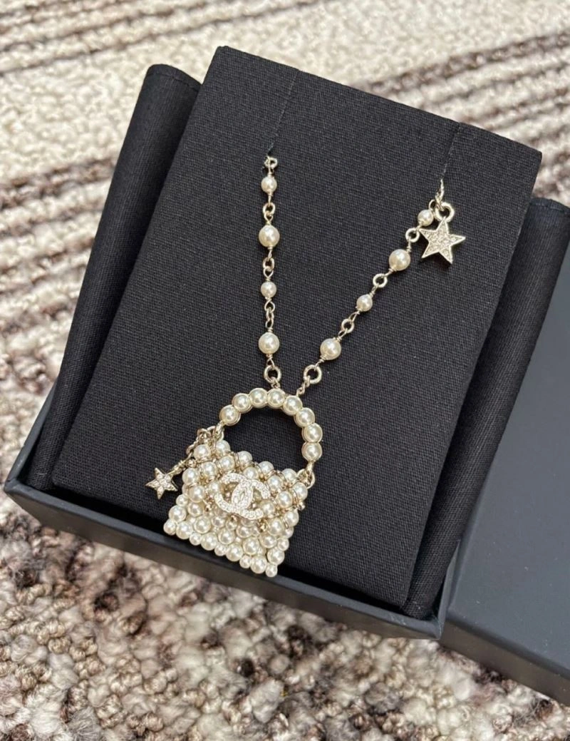 Chanel Necklaces AllSeason 230525