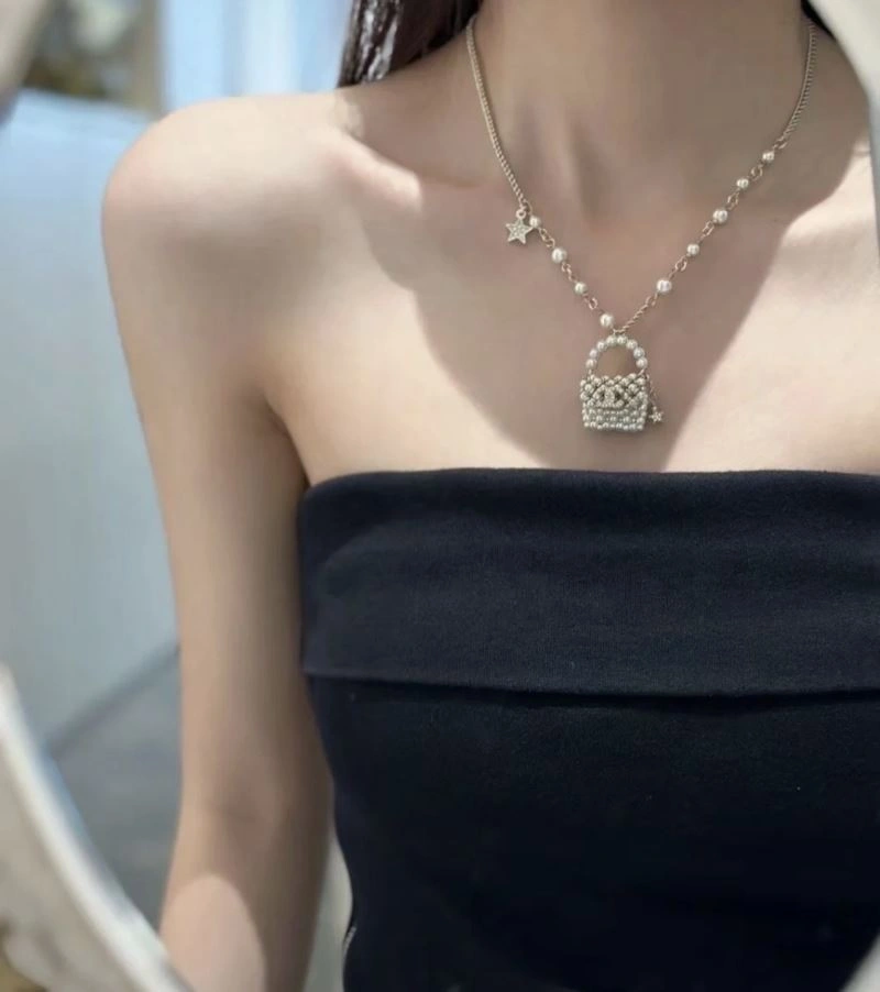 Chanel Necklaces AllSeason 230525