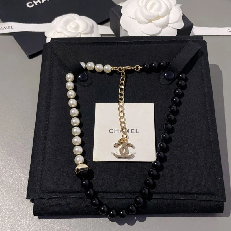 Lightweight Chanel Necklaces 230538