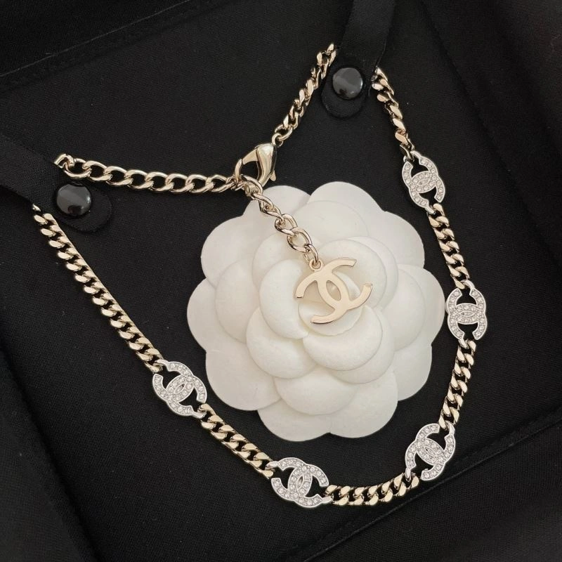 TechFriendly Chanel Necklaces 218798
