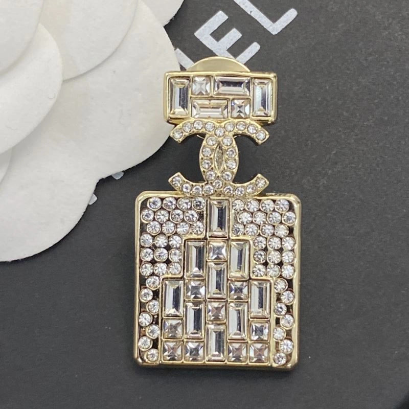 Chanel Necklaces Neat 230520