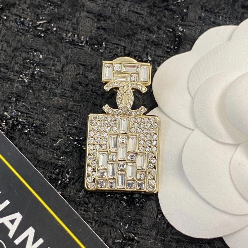 Chanel Necklaces Neat 230520