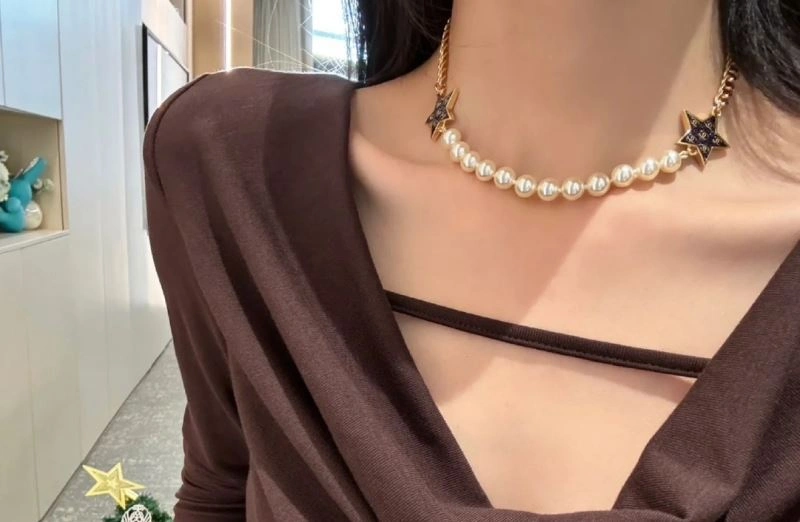 ModernLook Chanel Necklaces 230593