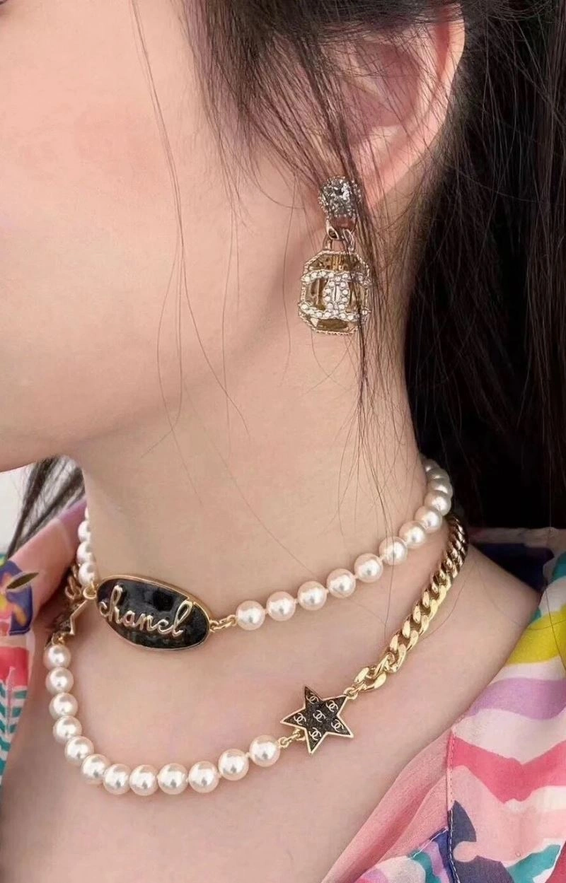 ModernLook Chanel Necklaces 230593