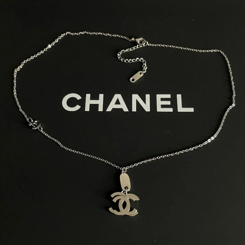 Tailored Chanel Necklaces 230493