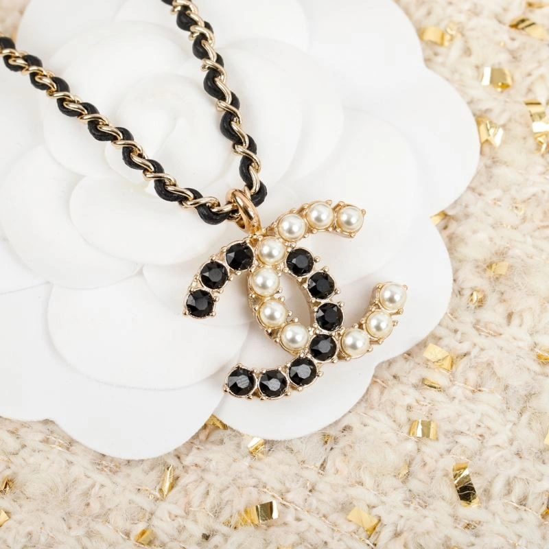 Chanel Necklaces Lightweight 230491