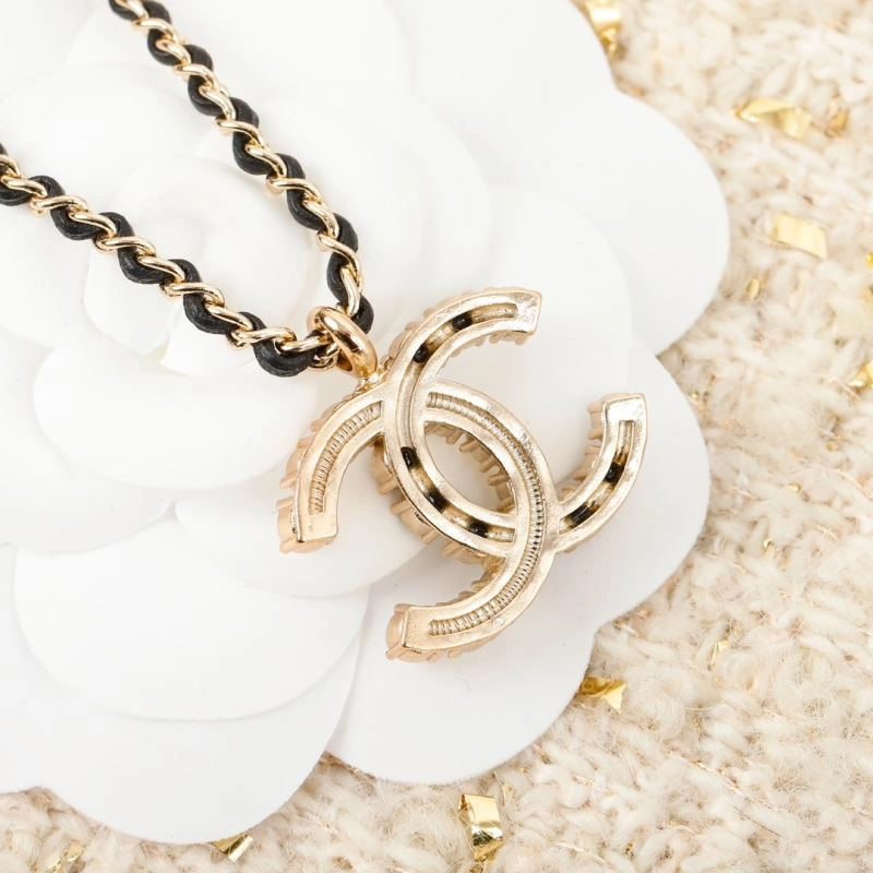 Chanel Necklaces Lightweight 230491