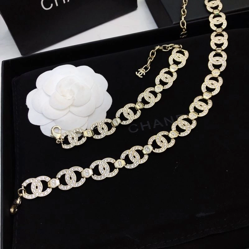 Chanel Necklaces Resilient 230496
