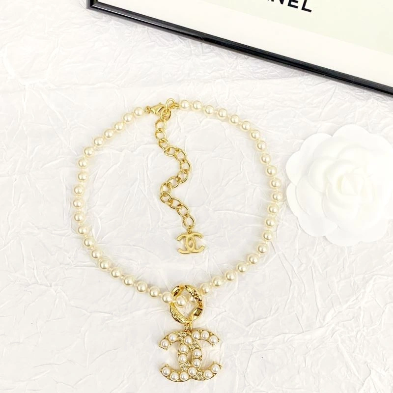 Chanel Necklaces Practical 230513
