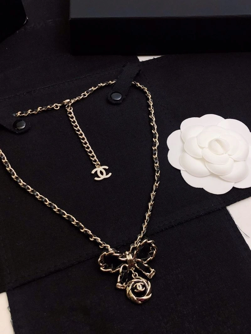 Comfortable Chanel Necklaces 230527