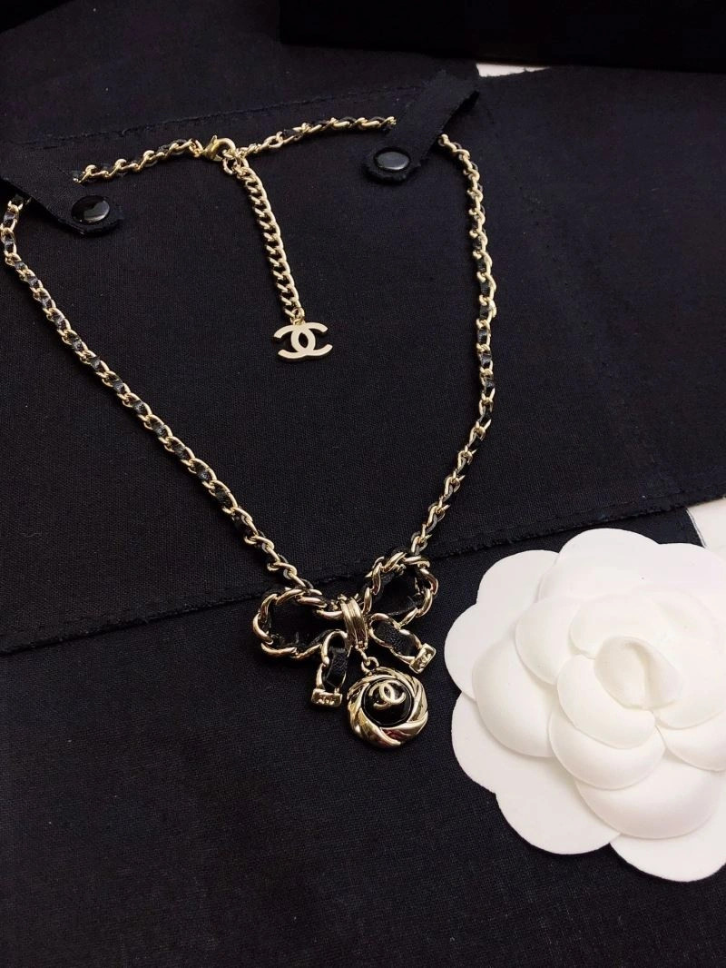 Comfortable Chanel Necklaces 230527