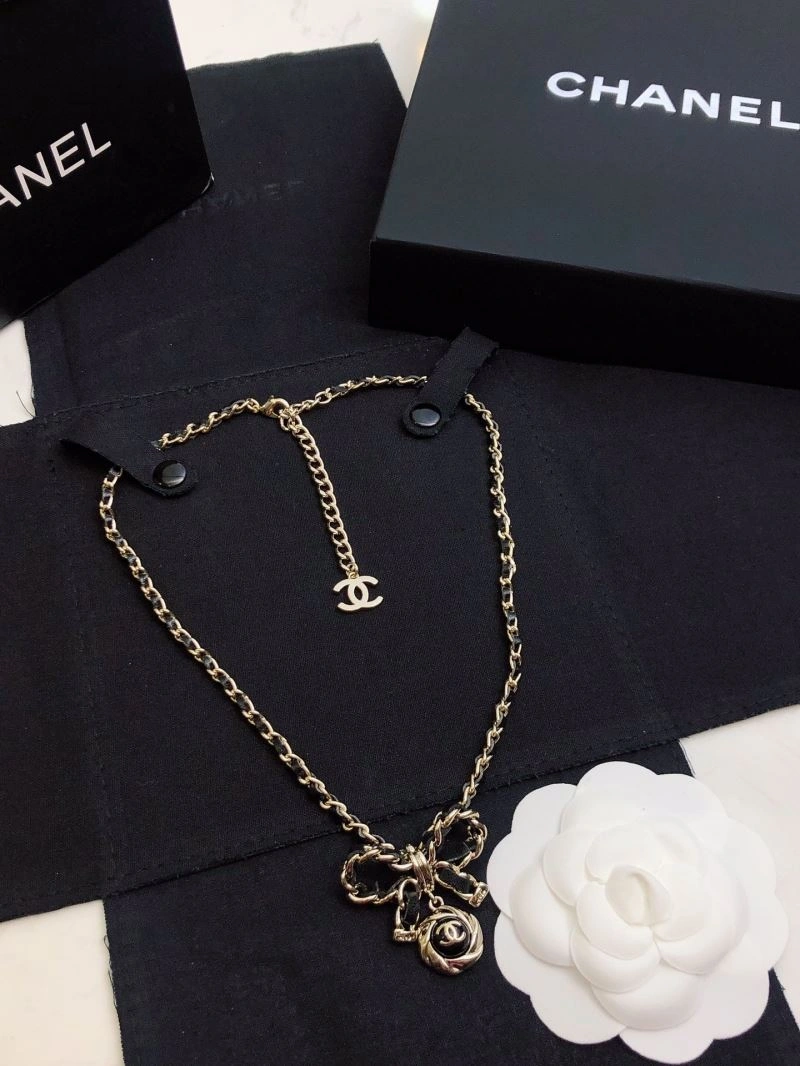 Comfortable Chanel Necklaces 230527