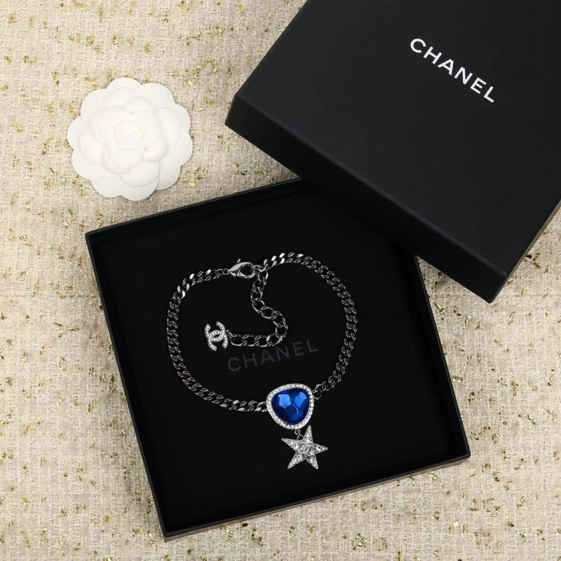 Bright Chanel Necklaces 230468