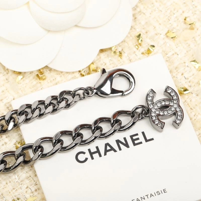 Bright Chanel Necklaces 230468