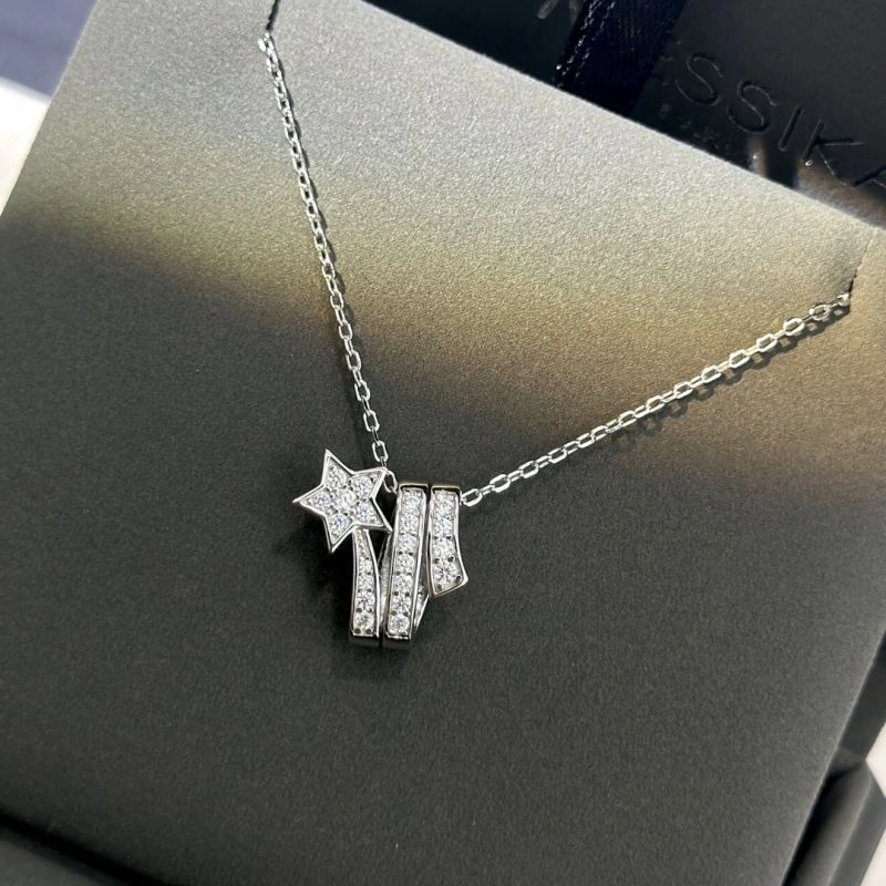 Chanel Necklaces Sleek 230490