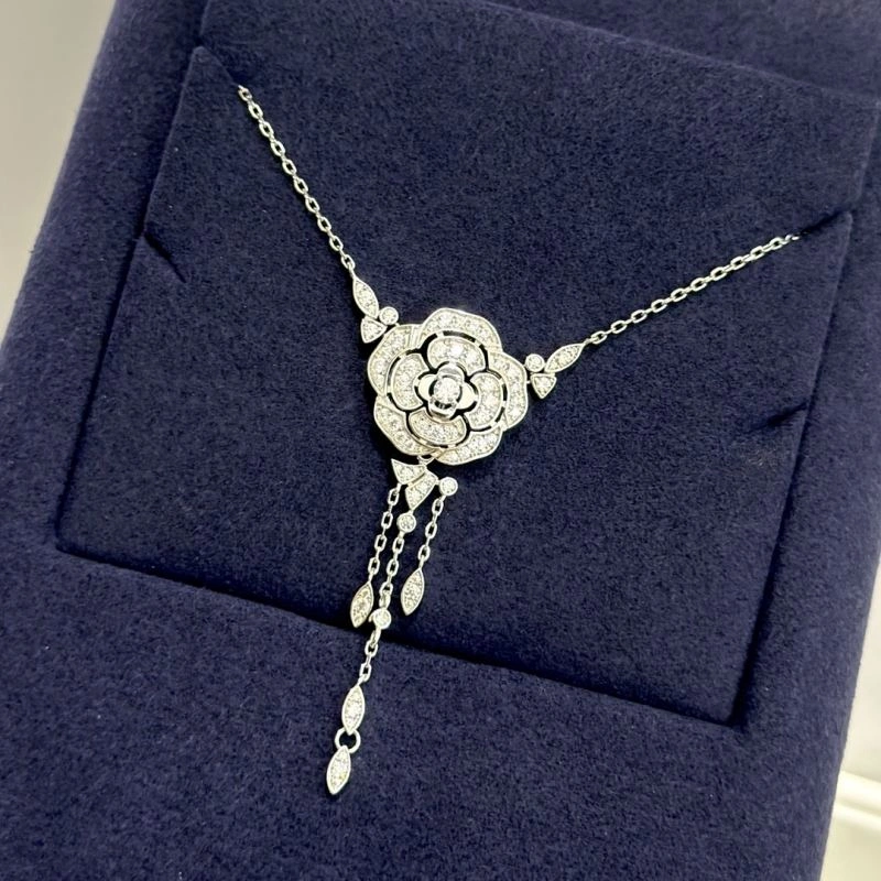 TechFriendly Chanel Necklaces 230512
