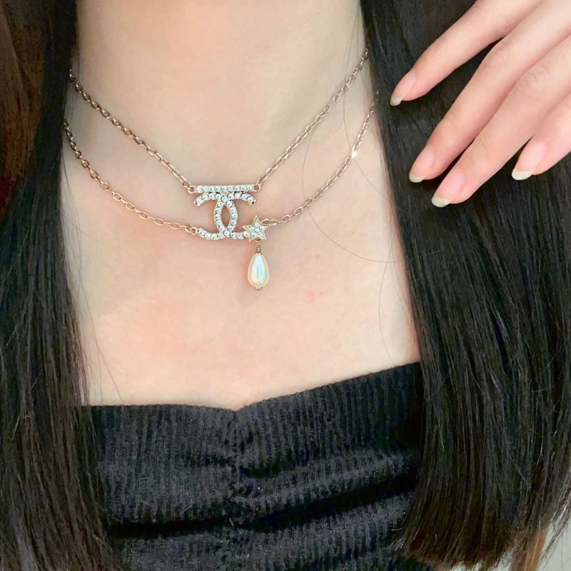 Timeless Chanel Necklaces 230499