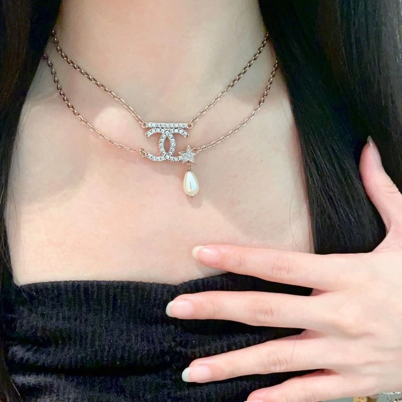 Timeless Chanel Necklaces 230499