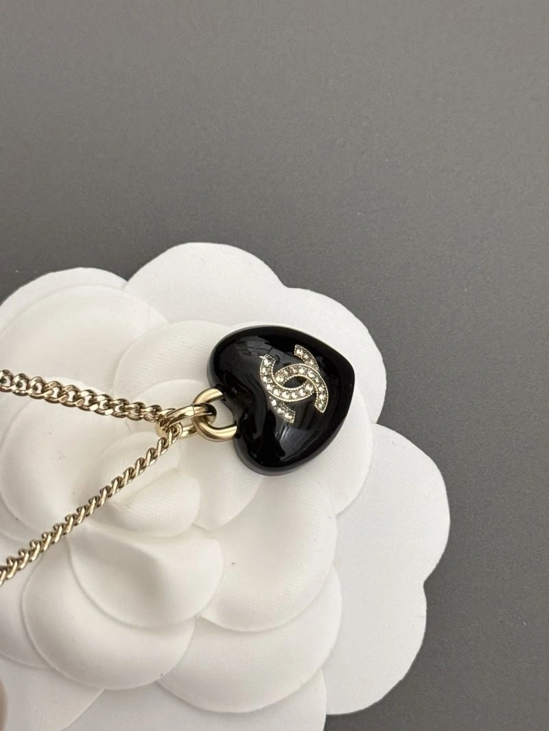 Unique Chanel Necklaces 230480