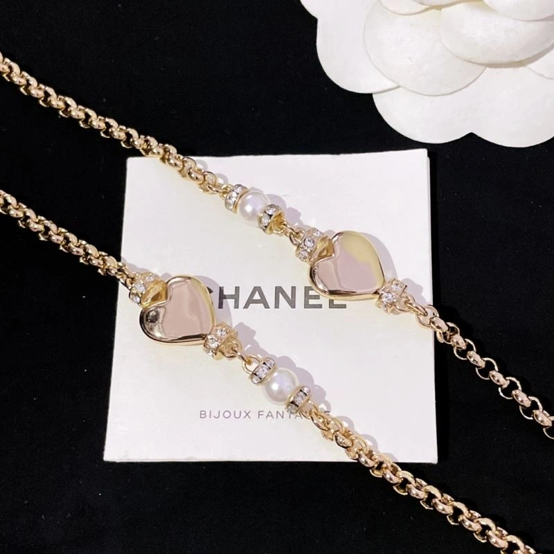 Vibrant Chanel Necklaces 230508