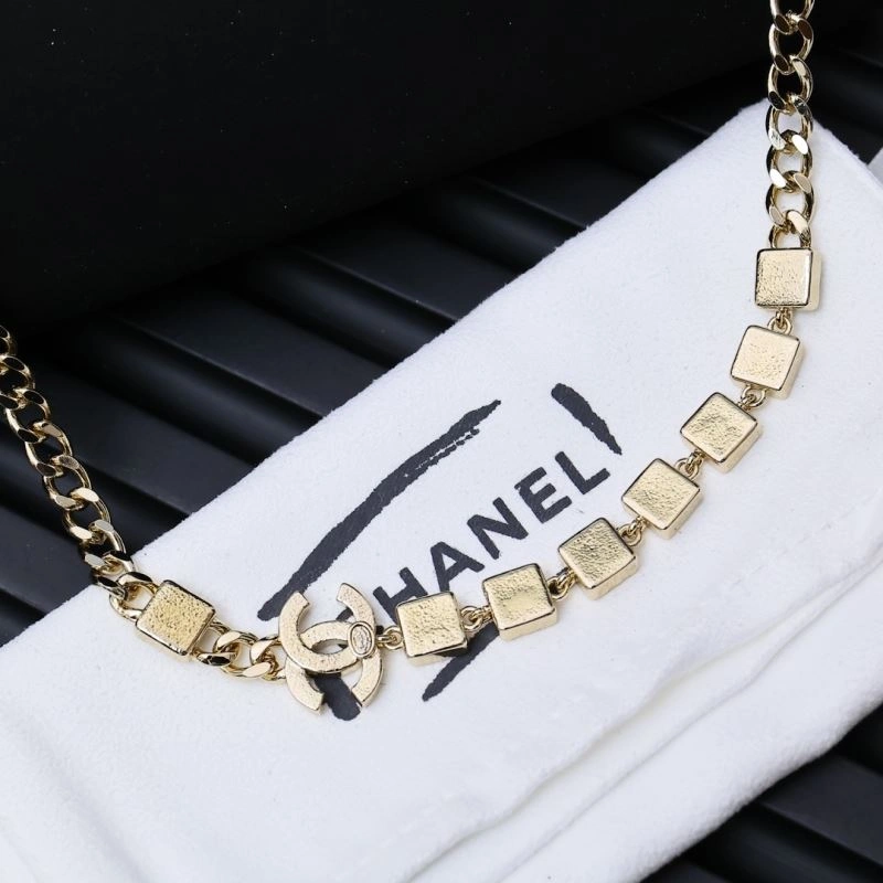 Chanel Necklaces Bold 230443