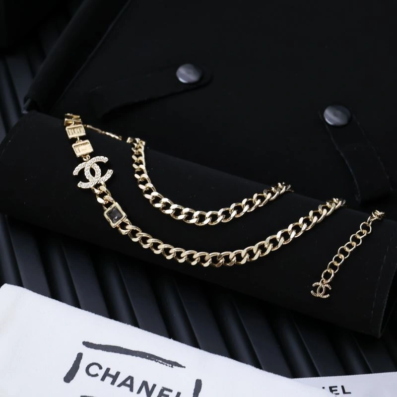 Chanel Necklaces Bold 230443