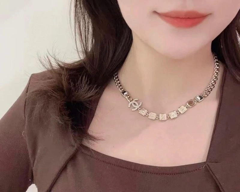 Chanel Necklaces Bold 230443