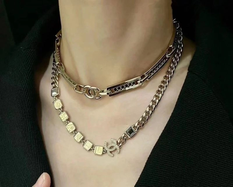 Chanel Necklaces Bold 230443