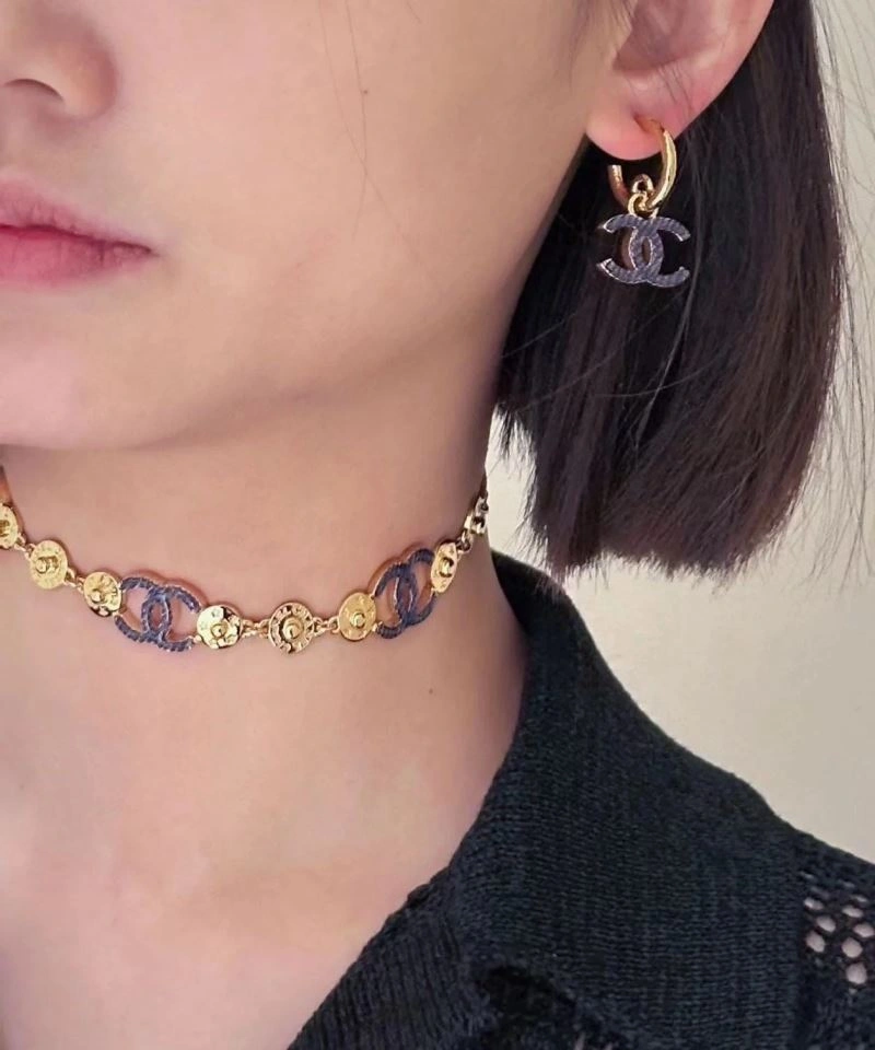 Sporty Chanel Necklaces 230467