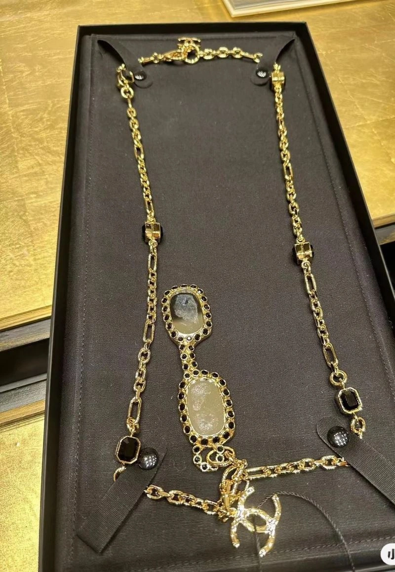 UrbanStyle Chanel Necklaces 230449
