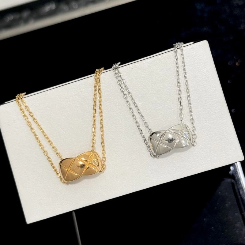 Chanel Necklaces Trendsetting 230451