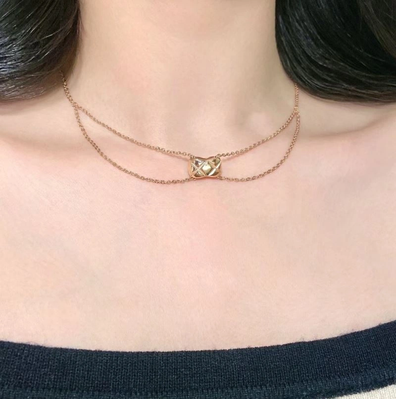 Chanel Necklaces Trendsetting 230451