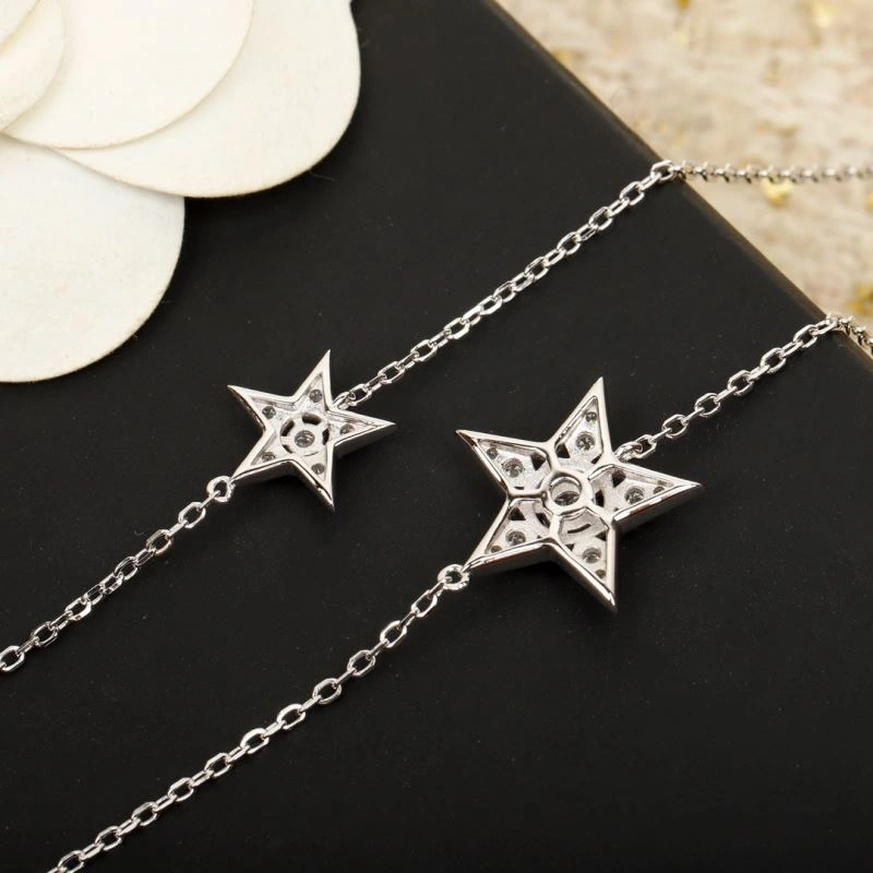 Chanel Necklaces Comfortable 230448