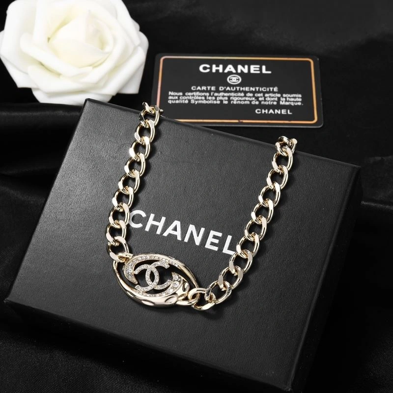 StreetReady Chanel Necklaces 230427