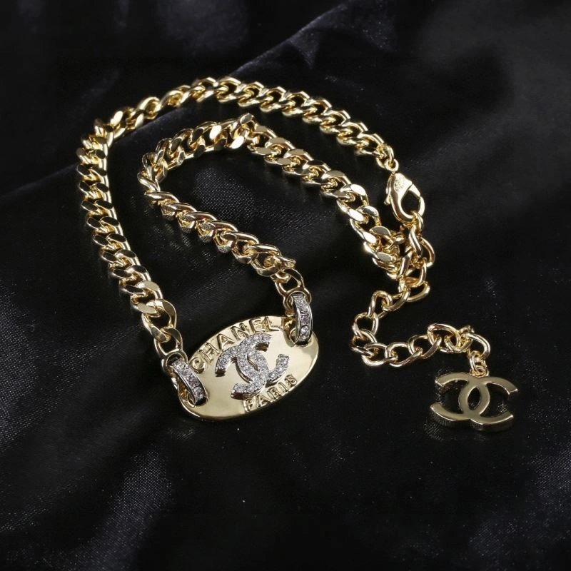 Chanel Necklaces Sleek 230454